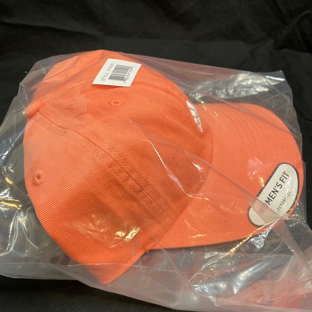 New Adidas Women's Saturday Relaxed Fit Adjustable Hat CORAL FUSION PINK/ WHITE - Picture 3 of 4